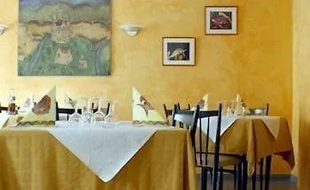 Es Furio Hotel 2*