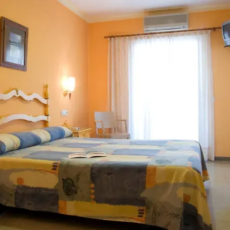 Es Furio Hotel