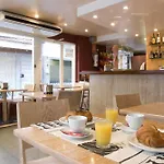 Es Furio Hotel